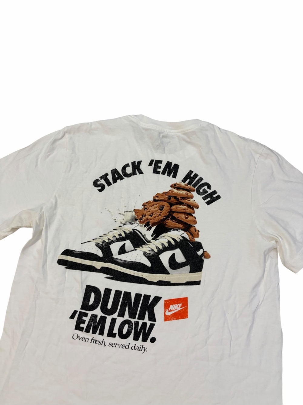 Nike Stack ‘Em High Dunk ‘Em Low Shirt Mens Medium White Double Sided Shoes